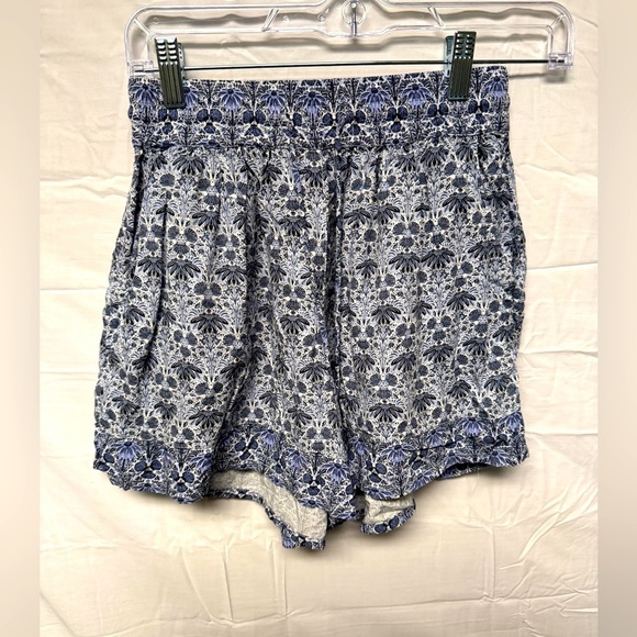 Fat Face Flippy Sea Life Shorts Size 2 Mid Blue with draw string - Picture 1 of 2